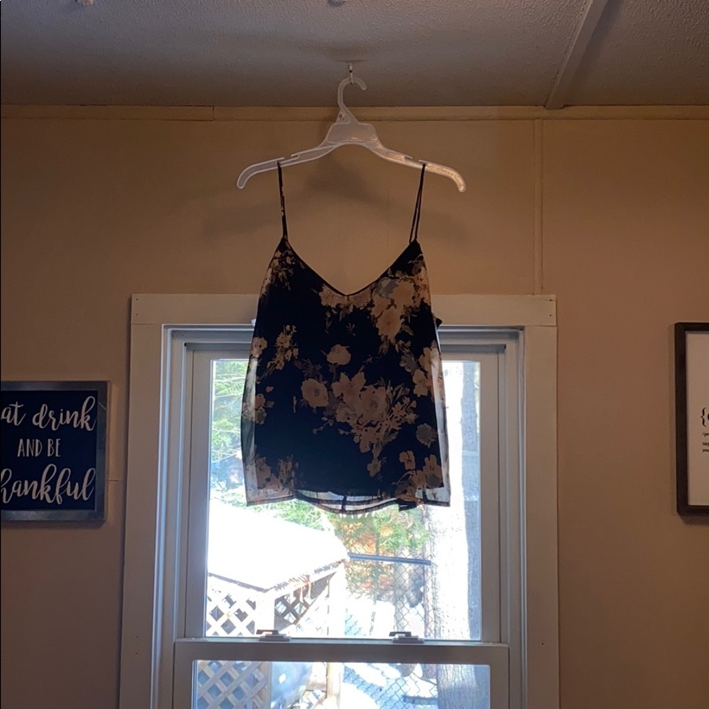 Flower tank